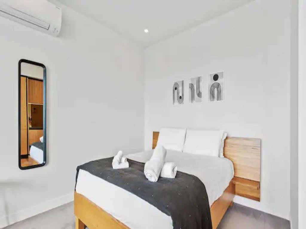 Modern One Bedroom Apartment In Wynyard Quarter Окленд Екстер'єр фото